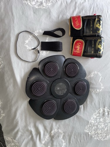 Music boxing machine - boxing,